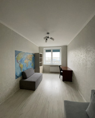 Сдам трехкомнатную (3-комн.) квартиру, Ворошилова ул, 27к1, Санкт-Петербург г