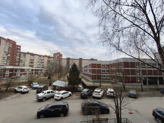 Продам двухкомнатную (2-комн.) квартиру, Прибрежная ул, 4, Санкт-Петербург г