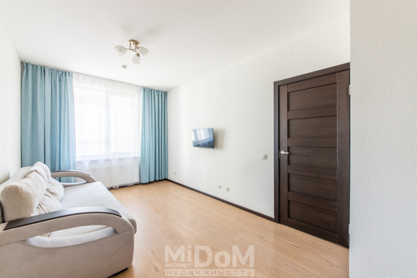 Продам однокомнатную (1-комн.) квартиру, Столичная ул, 4к4, Кудрово г