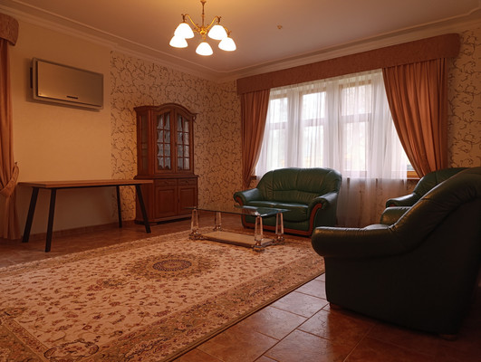 Продам гостиницу 315 м2, Победы пр-кт, 5, Светлогорск г