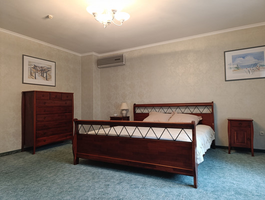 Продам гостиницу 315 м2, Победы пр-кт, 5, Светлогорск г