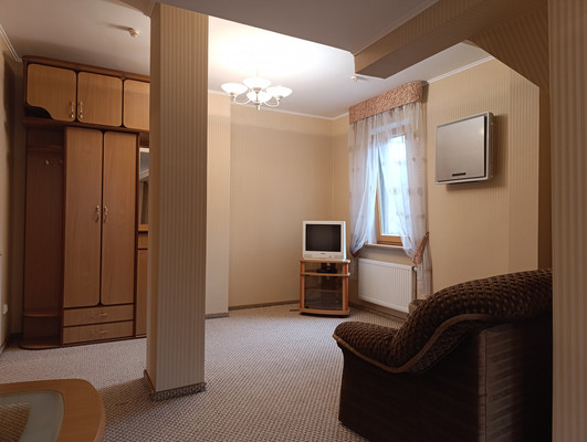 Продам гостиницу 315 м2, Победы пр-кт, 5, Светлогорск г