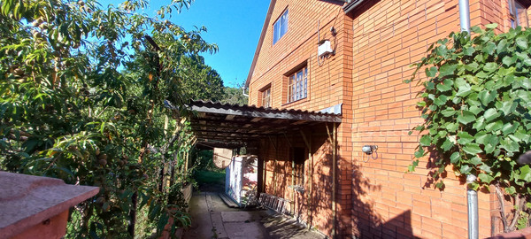 Продам дом, Озерная ул, 4, Кирпичное с, 0 км от города