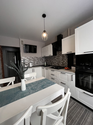Продам трехкомнатную (3-комн.) квартиру, Верхне-Печерская ул, 4к1, Нижний Новгород г