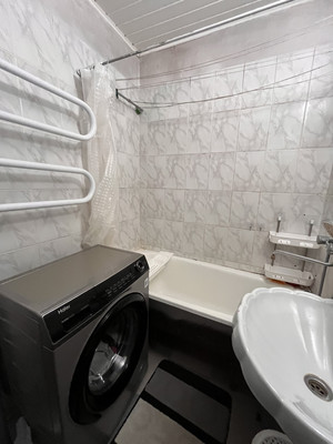 Продам трехкомнатную (3-комн.) квартиру, Верхне-Печерская ул, 4к1, Нижний Новгород г