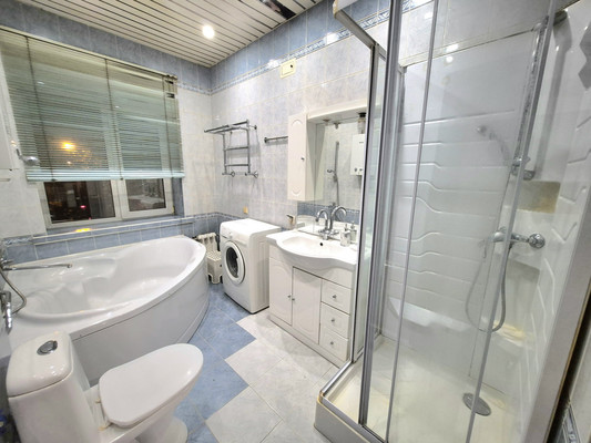 Сдам двухкомнатную (2-комн.) квартиру, Орджоникидзе ул, 5к3, Москва г