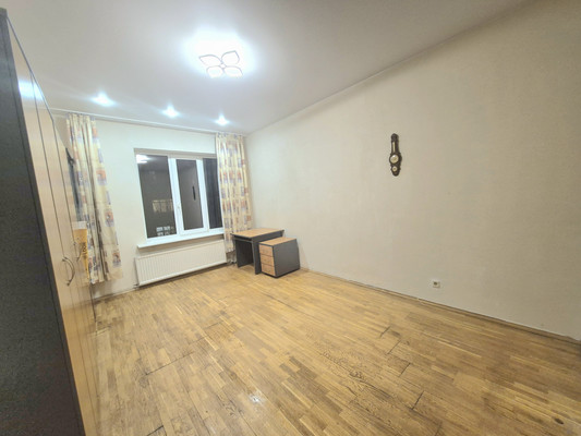 Сдам двухкомнатную (2-комн.) квартиру, Орджоникидзе ул, 5к3, Москва г