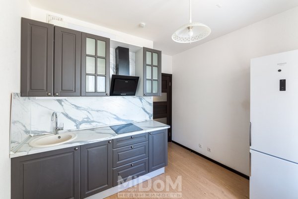 Продам однокомнатную (1-комн.) квартиру, Столичная ул, 4к4, Кудрово г