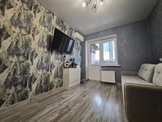 Продам однокомнатную (1-комн.) квартиру, Красина ул, 53, Цемдолина с