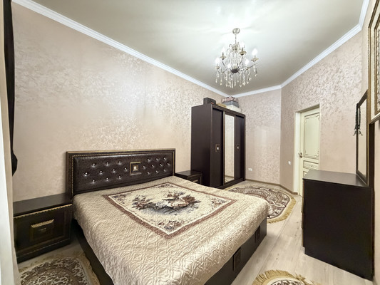 Продам трехкомнатную (3-комн.) квартиру, Мовсисяна ул, 18АкБ, Нальчик г