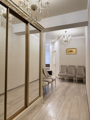 Продам трехкомнатную (3-комн.) квартиру, Мовсисяна ул, 18АкБ, Нальчик г