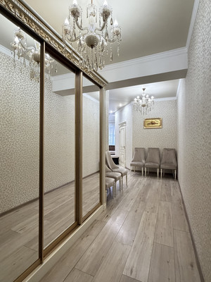 Продам трехкомнатную (3-комн.) квартиру, Мовсисяна ул, 18АкБ, Нальчик г