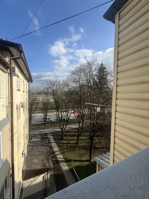 Продам трехкомнатную (3-комн.) квартиру, Кирова ул, 11, Нальчик г