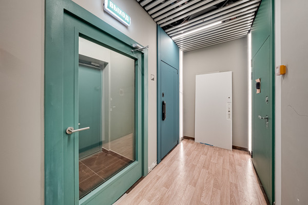 Продам двухкомнатную (2-комн.) квартиру, Братьев Весниных б-р, 1, Москва г