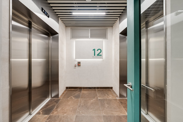 Продам двухкомнатную (2-комн.) квартиру, Братьев Весниных б-р, 1, Москва г