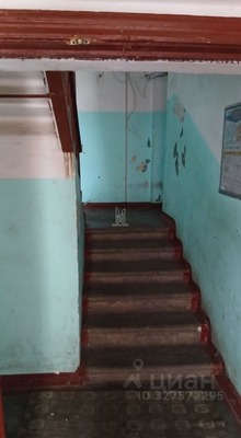 Продам однокомнатную (1-комн.) квартиру, Кирова пр-кт, 87, Луга г