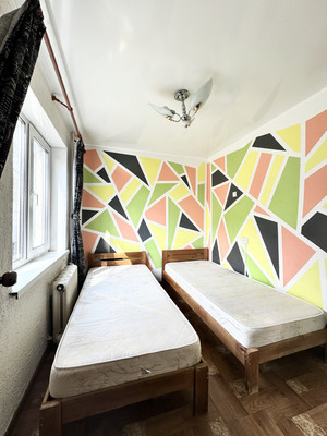 Продам двухкомнатную (2-комн.) квартиру, Белорусская ул, 40, Брянск г