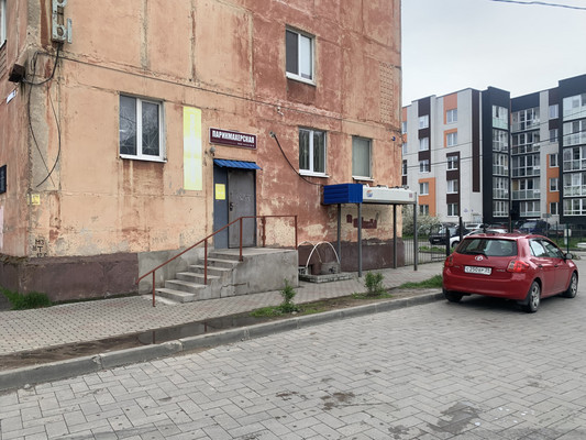 Продам торговое помещение 668,9 м2, Карташева ул, 4-4в, Калининград г