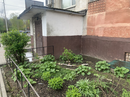 Продам торговое помещение 668,9 м2, Карташева ул, 4-4в, Калининград г