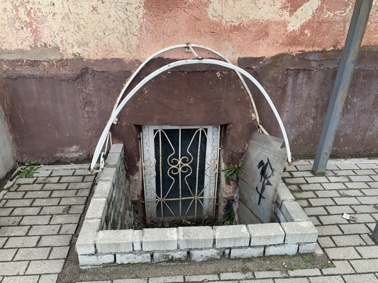 Продам торговое помещение 668,9 м2, Карташева ул, 4-4в, Калининград г