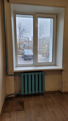 Продам трехкомнатную (3-комн.) квартиру, 10, Малое Карлино д