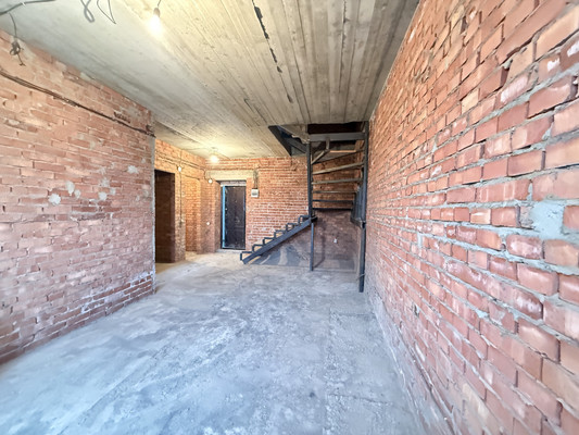 Продам трехкомнатную (3-комн.) квартиру, Ингушская ул, 17, Нальчик г