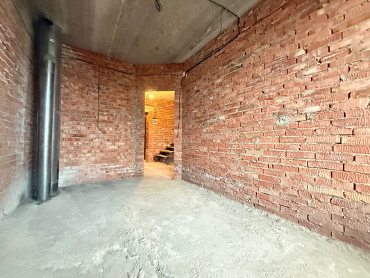 Продам трехкомнатную (3-комн.) квартиру, Ингушская ул, 17, Нальчик г