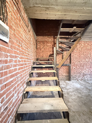 Продам трехкомнатную (3-комн.) квартиру, Ингушская ул, 17, Нальчик г