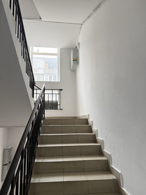 Продам трехкомнатную (3-комн.) квартиру, Ингушская ул, 17, Нальчик г