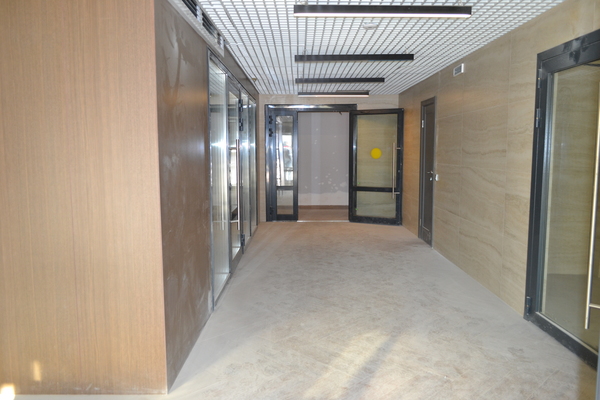 Продам трехкомнатную (3-комн.) квартиру, Вернадского пр-кт, 80А, Москва г