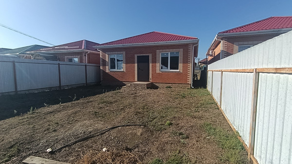 Продам дом, Алексеевская ул, 6, Ленинаван х, 0 км от города