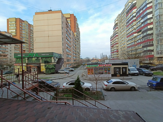 Продам однокомнатную (1-комн.) квартиру, Жмайлова ул, 4к2, Ростов-на-Дону г