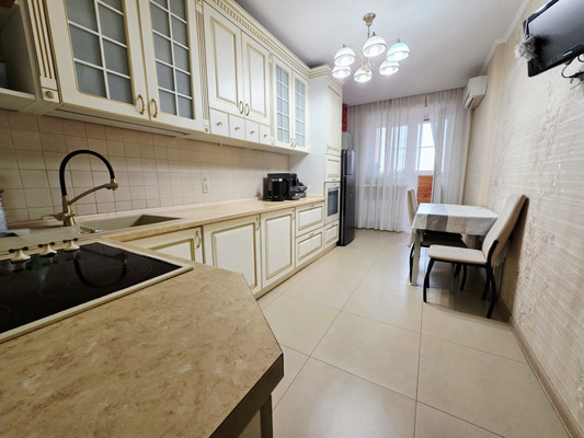 Продам трехкомнатную (3-комн.) квартиру, Жмайлова ул, 4/12, Ростов-на-Дону г