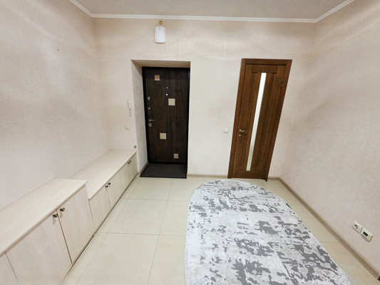 Продам трехкомнатную (3-комн.) квартиру, Жмайлова ул, 4/12, Ростов-на-Дону г