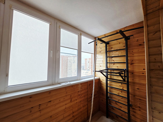 Продам трехкомнатную (3-комн.) квартиру, Жмайлова ул, 4/12, Ростов-на-Дону г