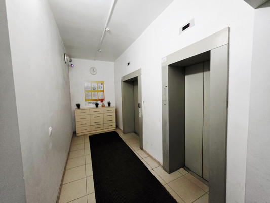 Продам трехкомнатную (3-комн.) квартиру, Жмайлова ул, 4/12, Ростов-на-Дону г