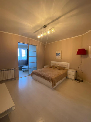 Продам двухкомнатную (2-комн.) квартиру, Петрашевского ул, 36, Ростов-на-Дону г