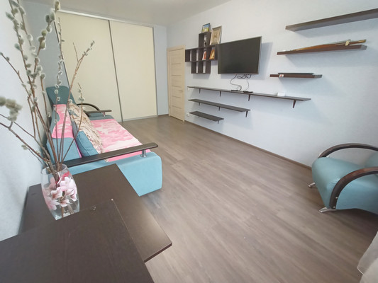 Продам двухкомнатную (2-комн.) квартиру, Тимофеева ул, 13к1, Ростов-на-Дону г