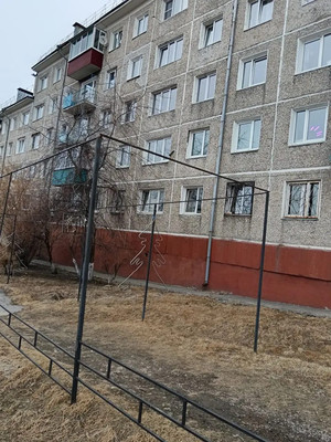 Продам двухкомнатную (2-комн.) квартиру, Некрасова ул, 1, Черемхово г