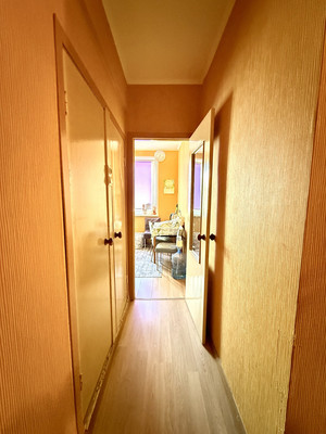 Продам двухкомнатную (2-комн.) квартиру, Липецкая ул, 12к2, Москва г