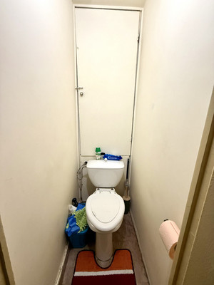 Продам двухкомнатную (2-комн.) квартиру, Липецкая ул, 12к2, Москва г