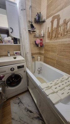 Продам трехкомнатную (3-комн.) квартиру, Наличная ул, 49А, Санкт-Петербург г