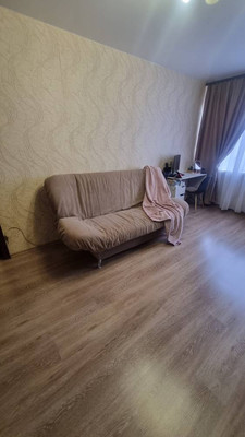 Продам трехкомнатную (3-комн.) квартиру, Наличная ул, 49А, Санкт-Петербург г