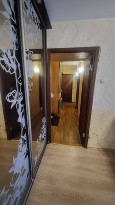 Продам трехкомнатную (3-комн.) квартиру, Наличная ул, 49А, Санкт-Петербург г