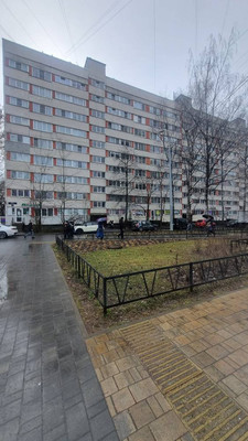 Продам трехкомнатную (3-комн.) квартиру, Наличная ул, 49А, Санкт-Петербург г