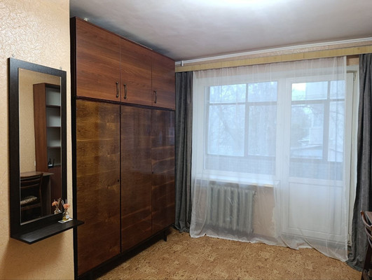 Продам однокомнатную (1-комн.) квартиру, Ульянова Дмитрия ул, 62, Ялта г