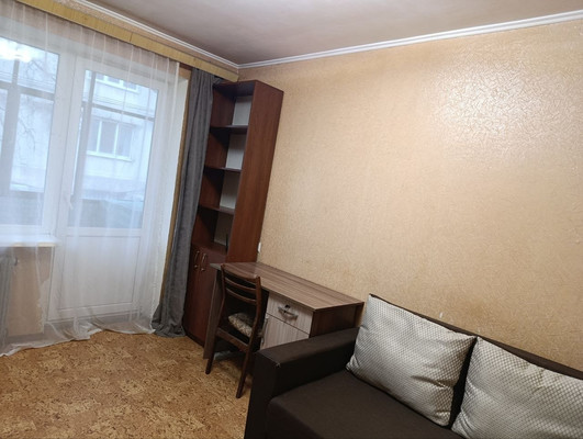 Продам однокомнатную (1-комн.) квартиру, Ульянова Дмитрия ул, 62, Ялта г