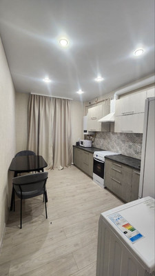 Продам однокомнатную (1-комн.) квартиру, Трубаченко ул, 14Б, Симферополь г