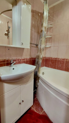 Продам однокомнатную (1-комн.) квартиру, Балаклавская ул, 89, Симферополь г