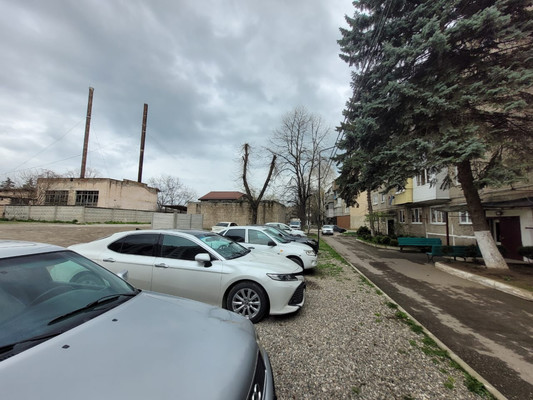 Продам двухкомнатную (2-комн.) квартиру, Угнич ул, 9, Баксан г